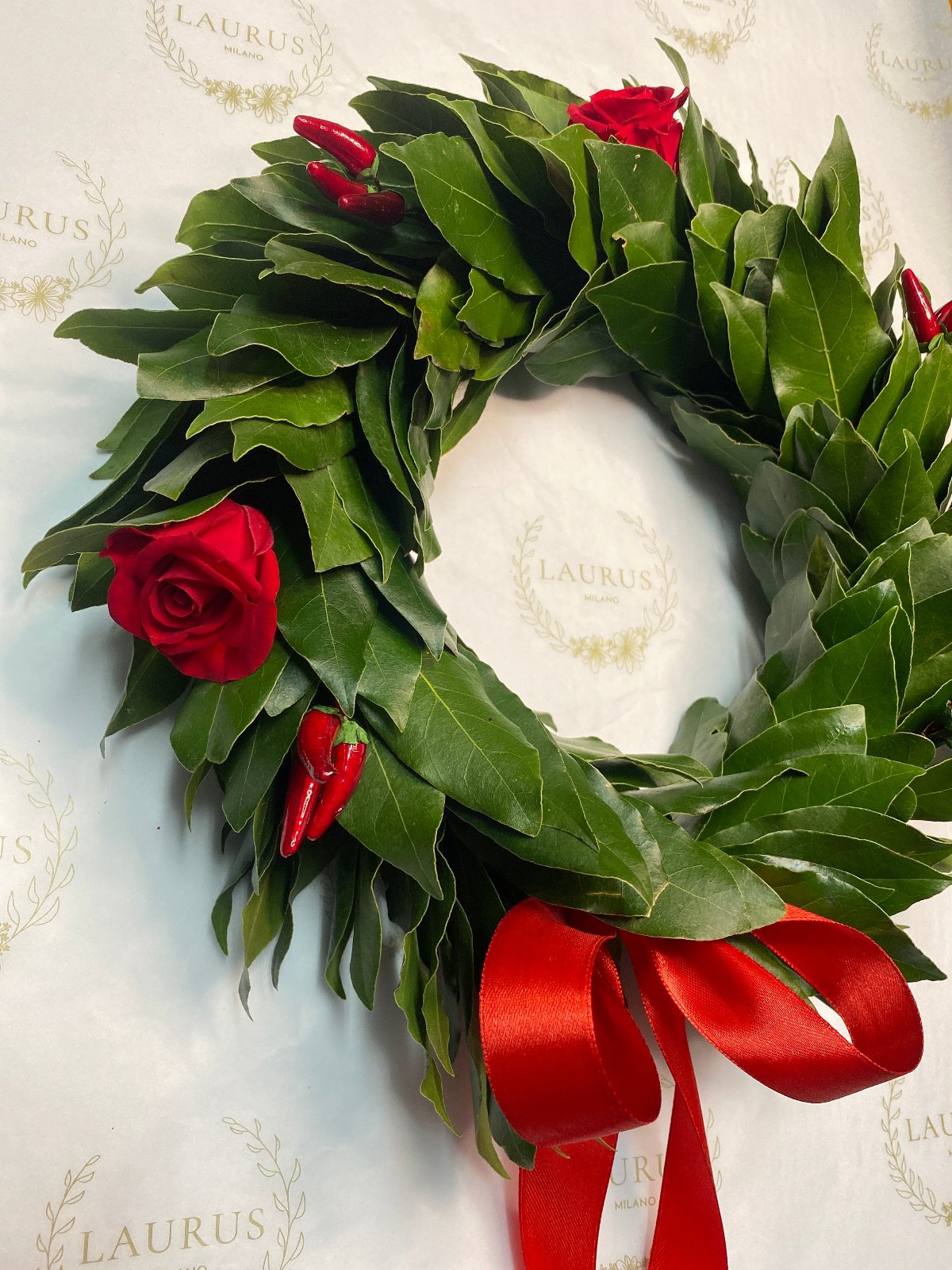 Corona d'Alloro - Peperoncini e Rose rosse