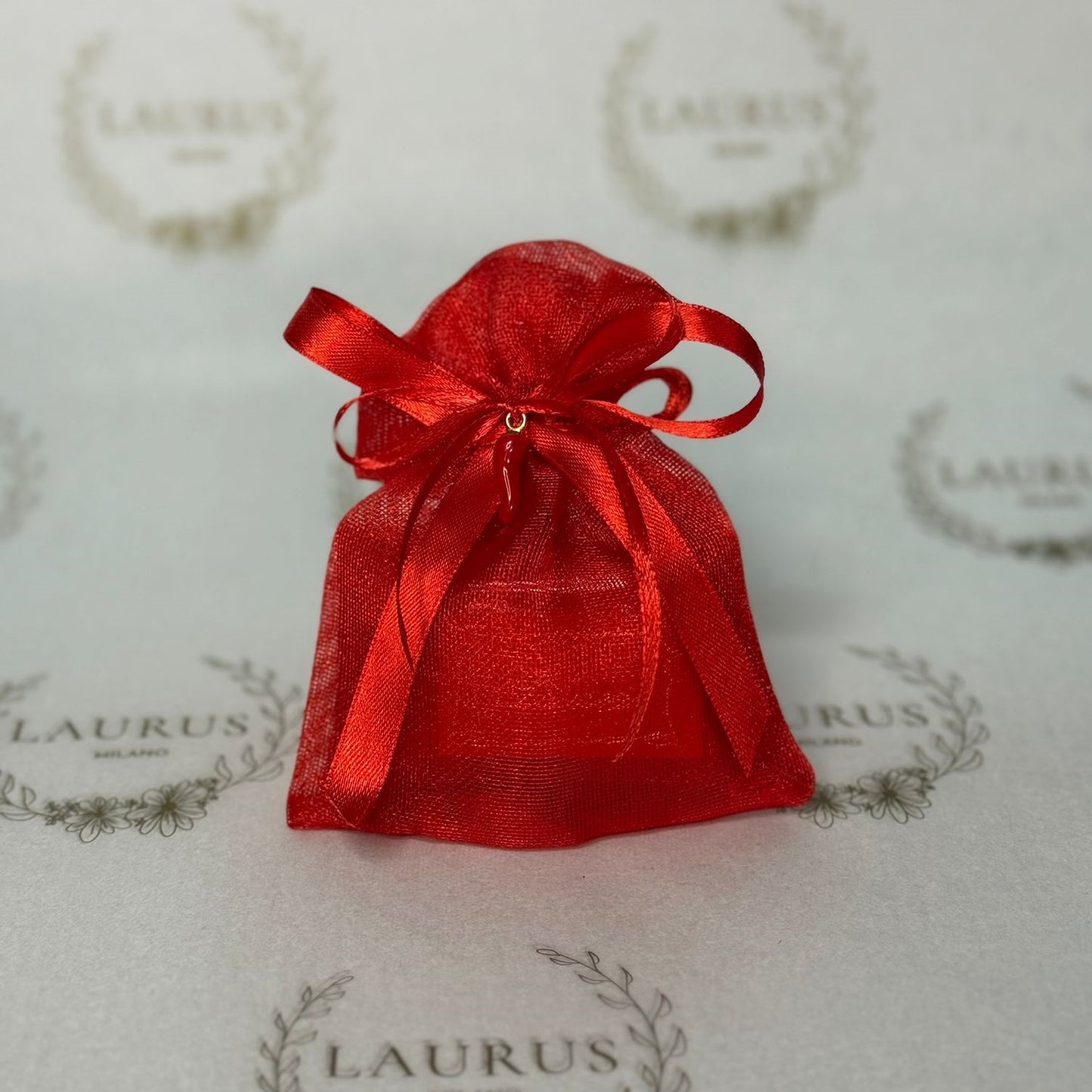 Bomboniera Laurea - sacchetto in organza rosso