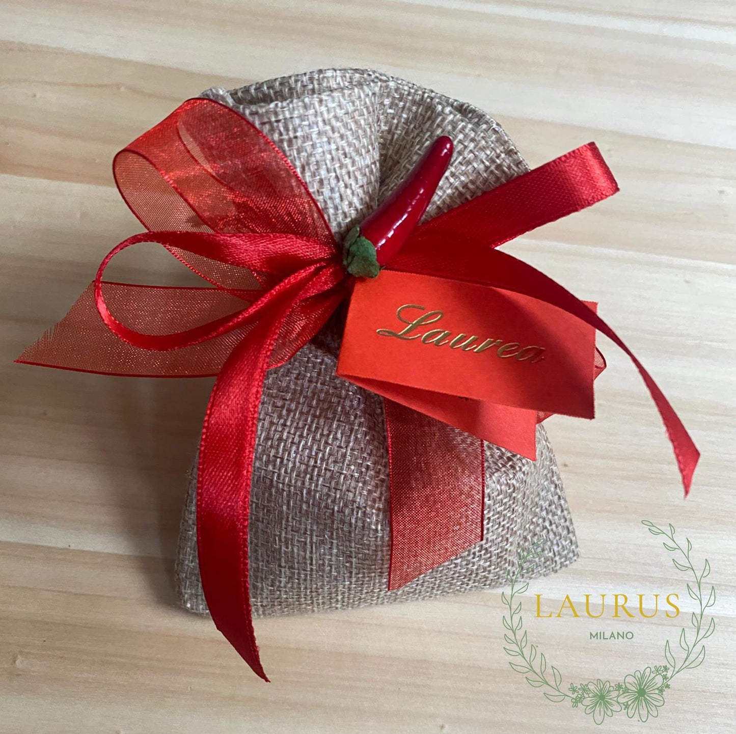 Bomboniera Laurea - sacchetto juta con peperoncino