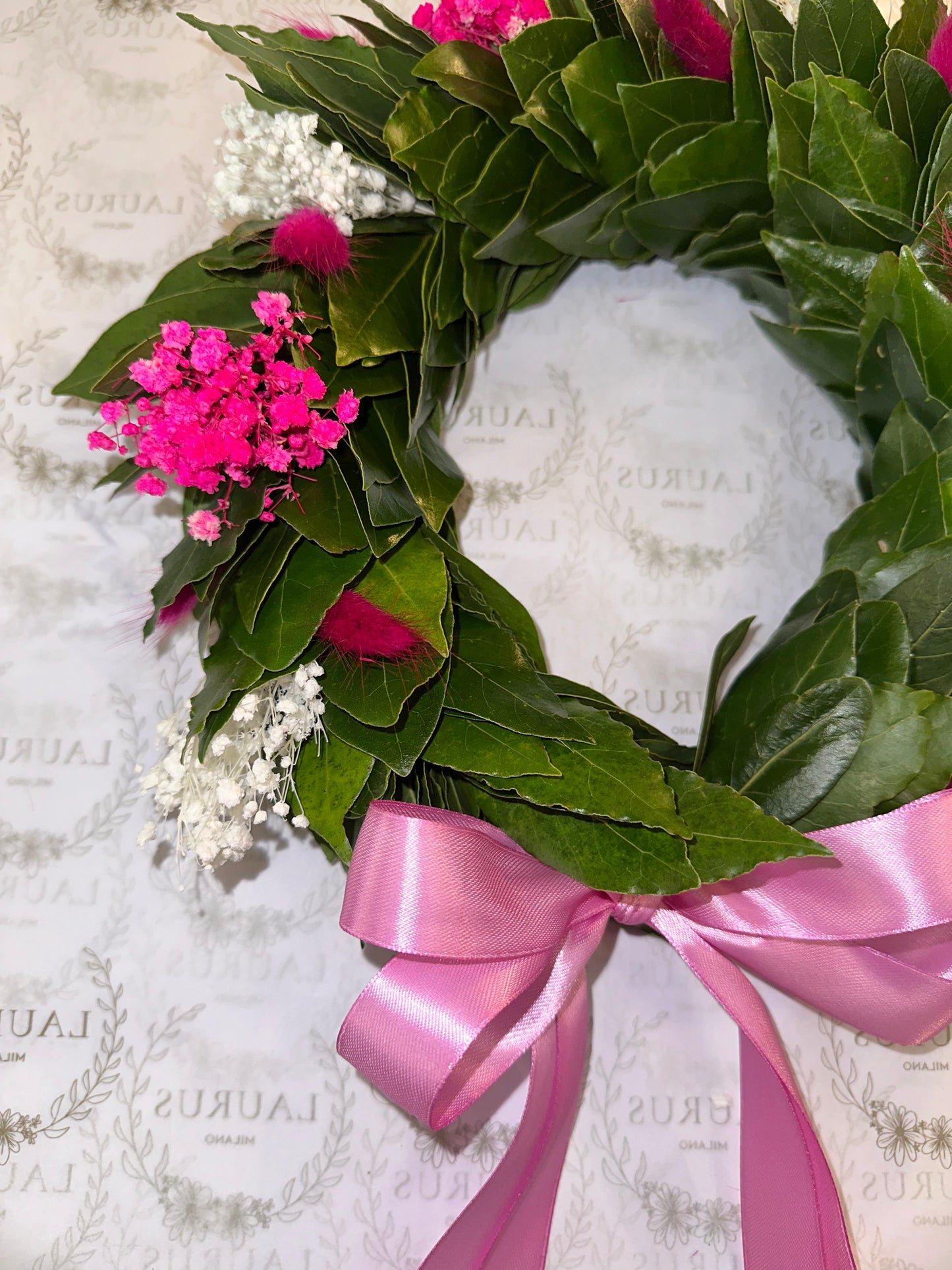 Corona d'Alloro - Pampas rosa e Gypsophila bianca e rosa