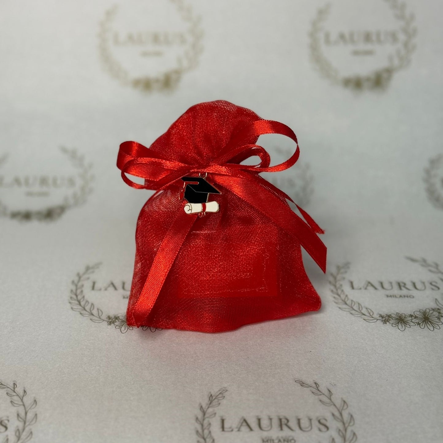 Bomboniera Laurea - sacchetto in organza rosso