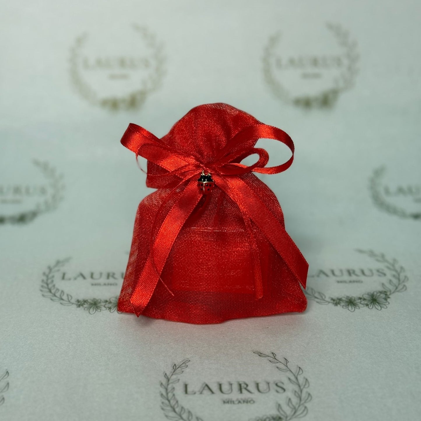 Bomboniera Laurea - sacchetto in organza rosso