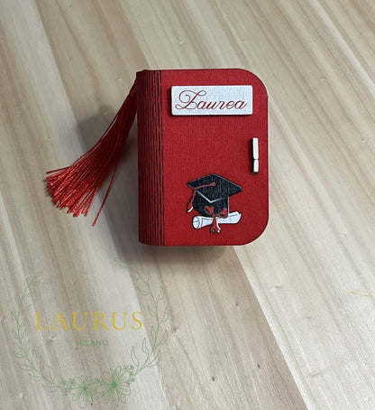 Bomboniera Laurea - scatolina di legno con nappina