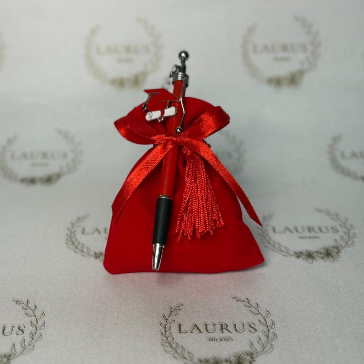 Bomboniera Laurea - sacchetto in velluto rosso