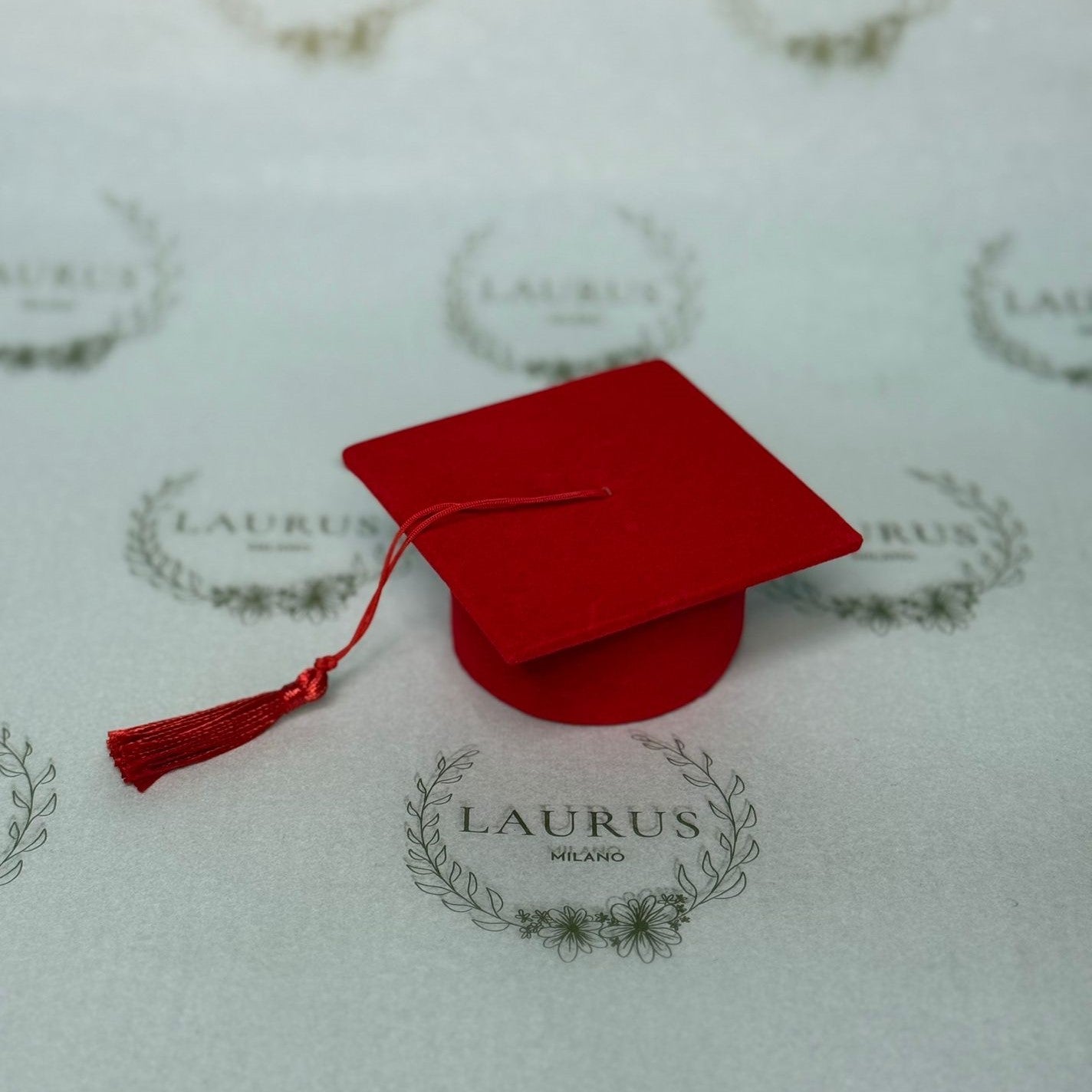 Bomboniera Laurea - Scatola tocco portaconfetti Laurea