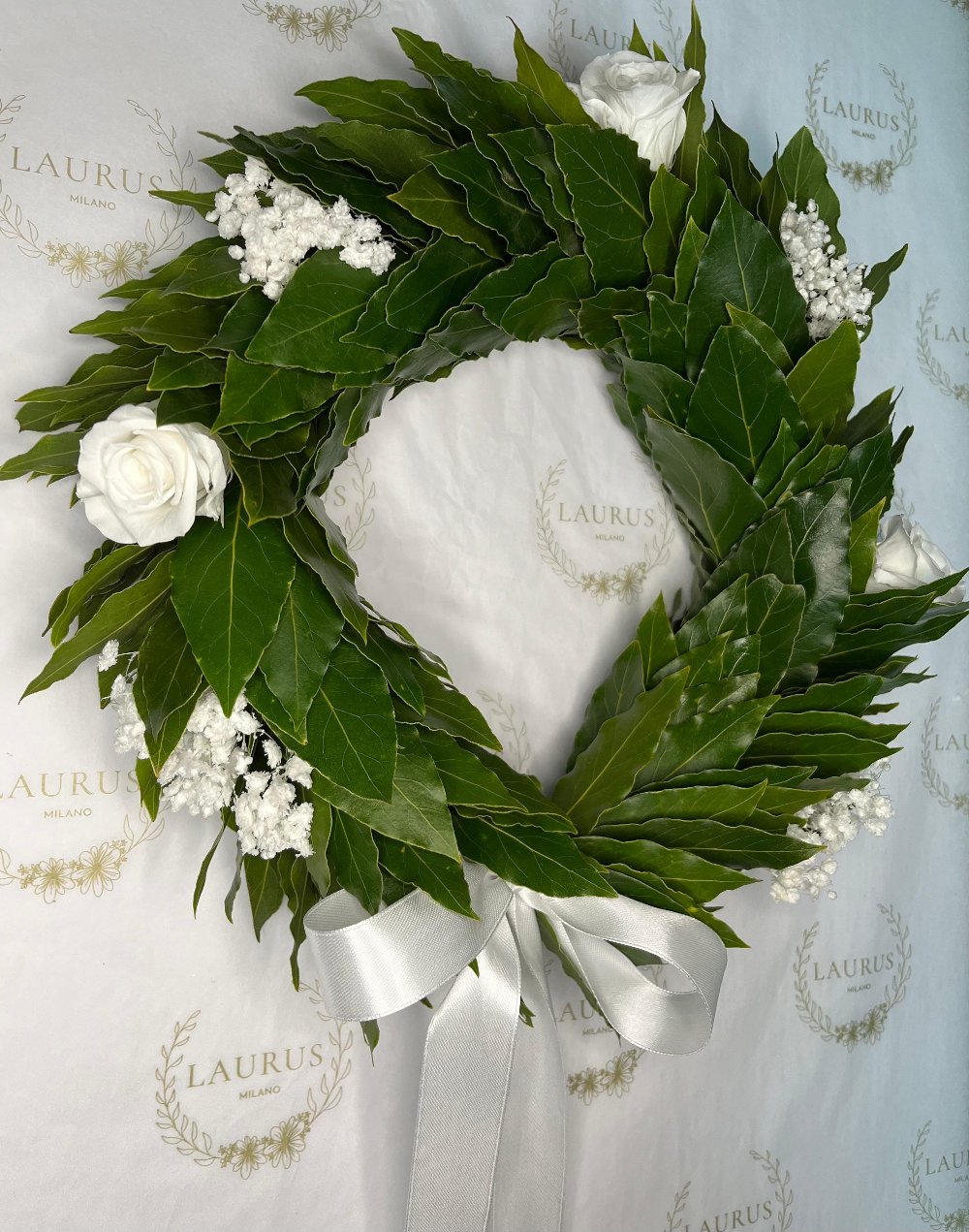 Corona d'Alloro - Rose e Gypsophila