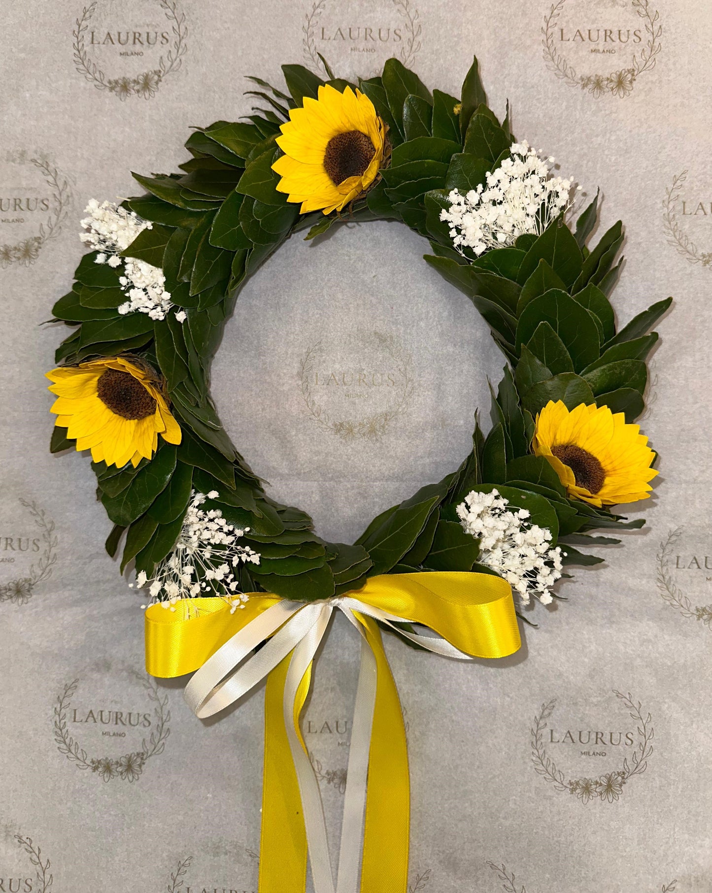 Corona d'Alloro - Girasoli e Gypsophila
