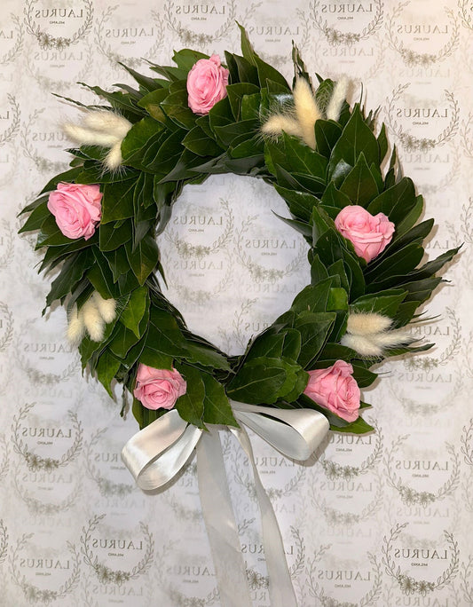 Corona d'Alloro - Rose rosa e Pampas