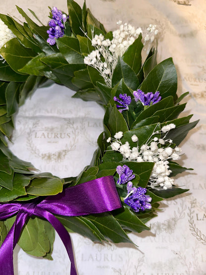 Corona d'Alloro - mini Bacche viola e Gypsophila